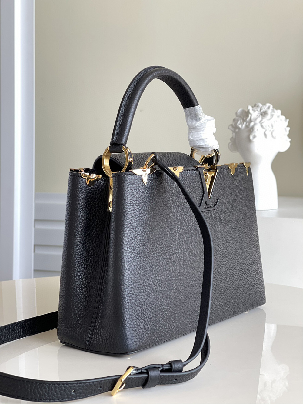 Louis Vuitton Bags M54663