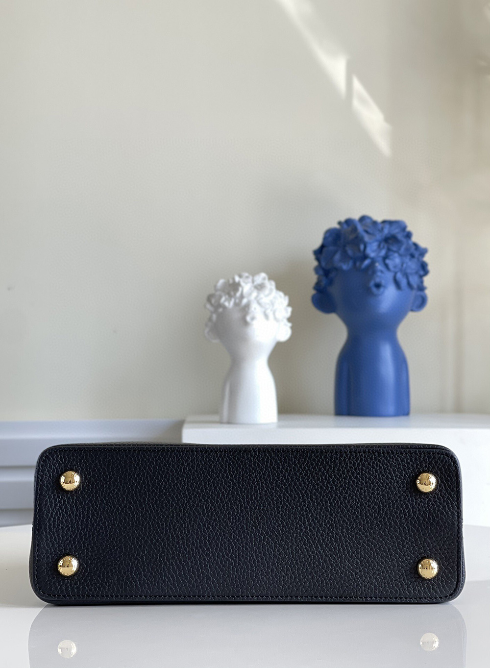 Louis Vuitton Bags M54663