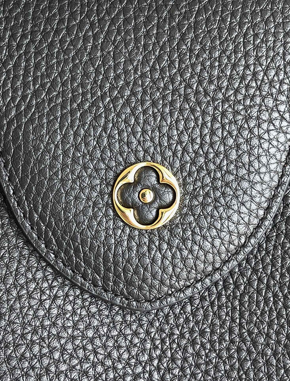 Louis Vuitton Bags M54663
