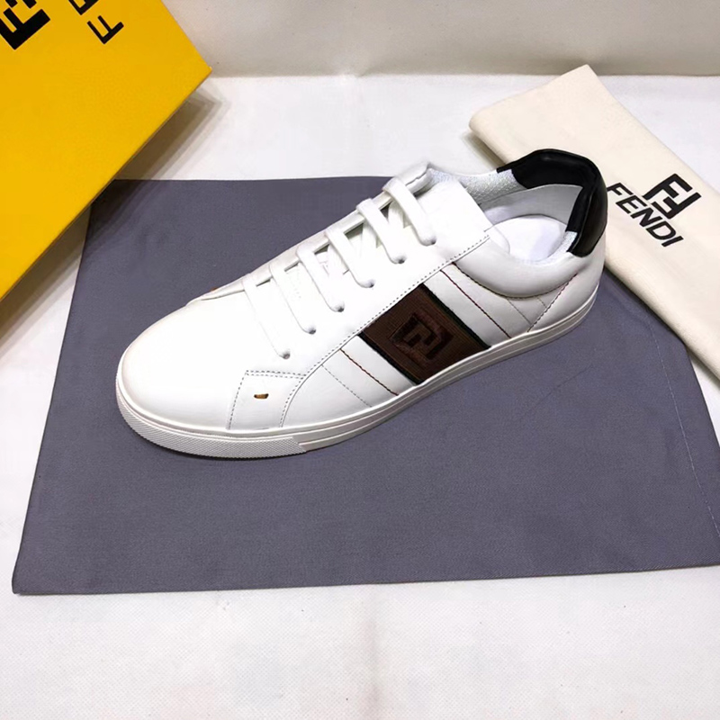 Fendi Sneakers White leather low-tops