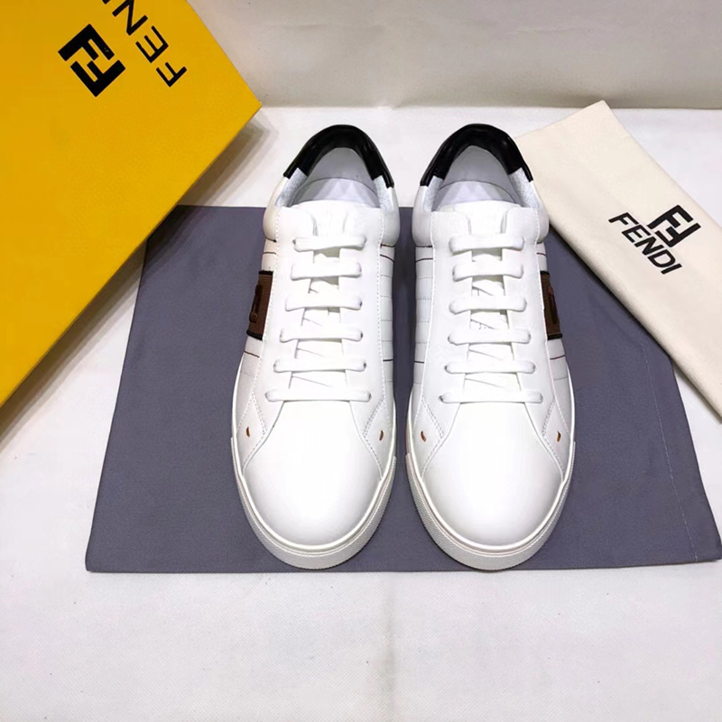 Fendi Sneakers White leather low-tops