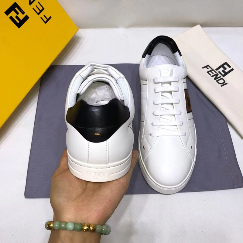 Fendi Sneakers White leather low-tops