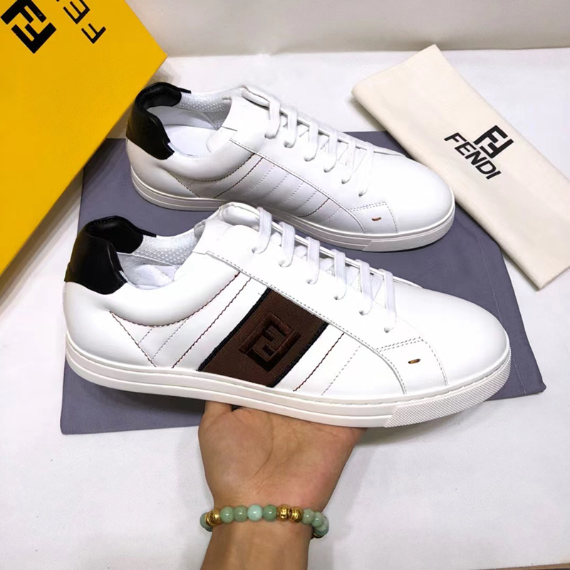 Fendi Sneakers White leather low-tops