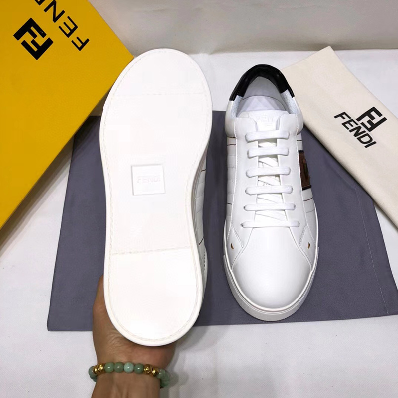 Fendi Sneakers White leather low-tops