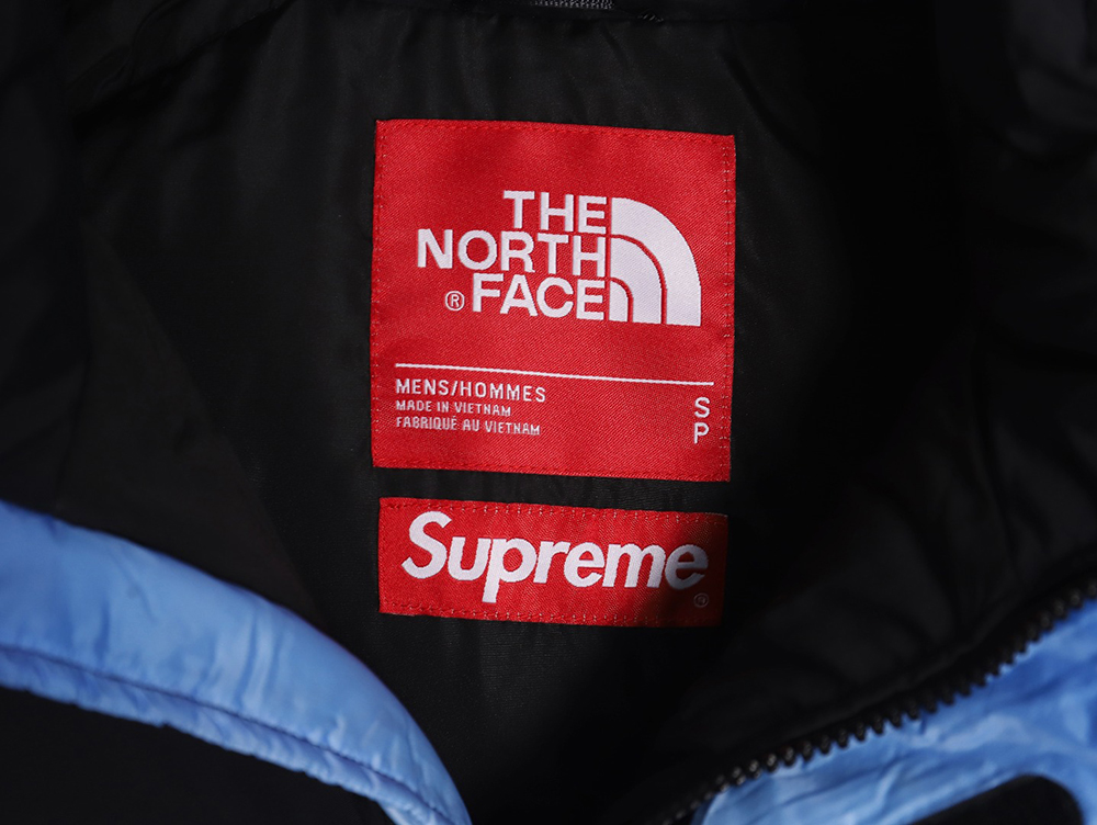 The North Face x Supreme 17FW Snow Mountain Down Jacket