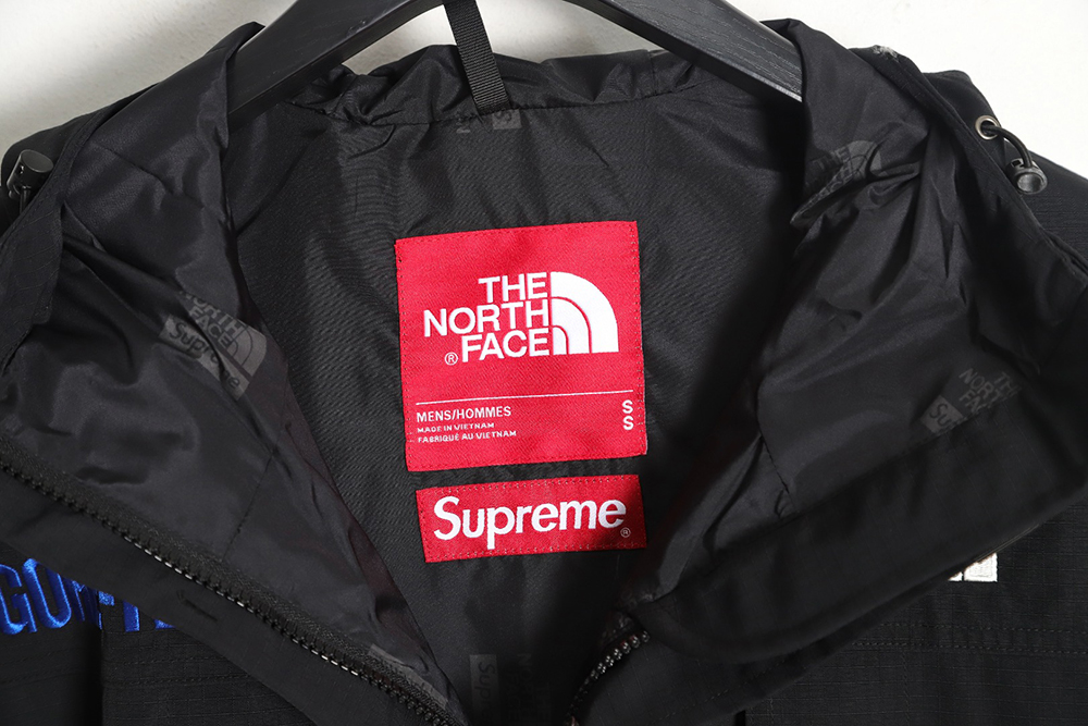 The North Face x Supreme Color Block Long Sleeve Hooded Jacket