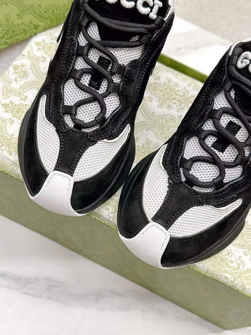Gucci Run sneaker in black suede