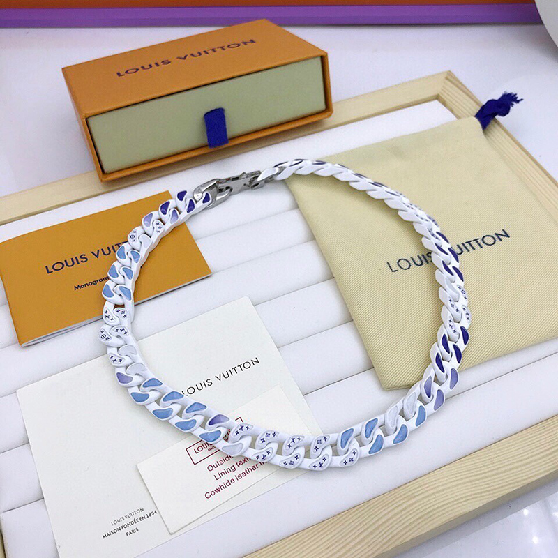 Louis Vuitton Jewelry Necklaces MP2768