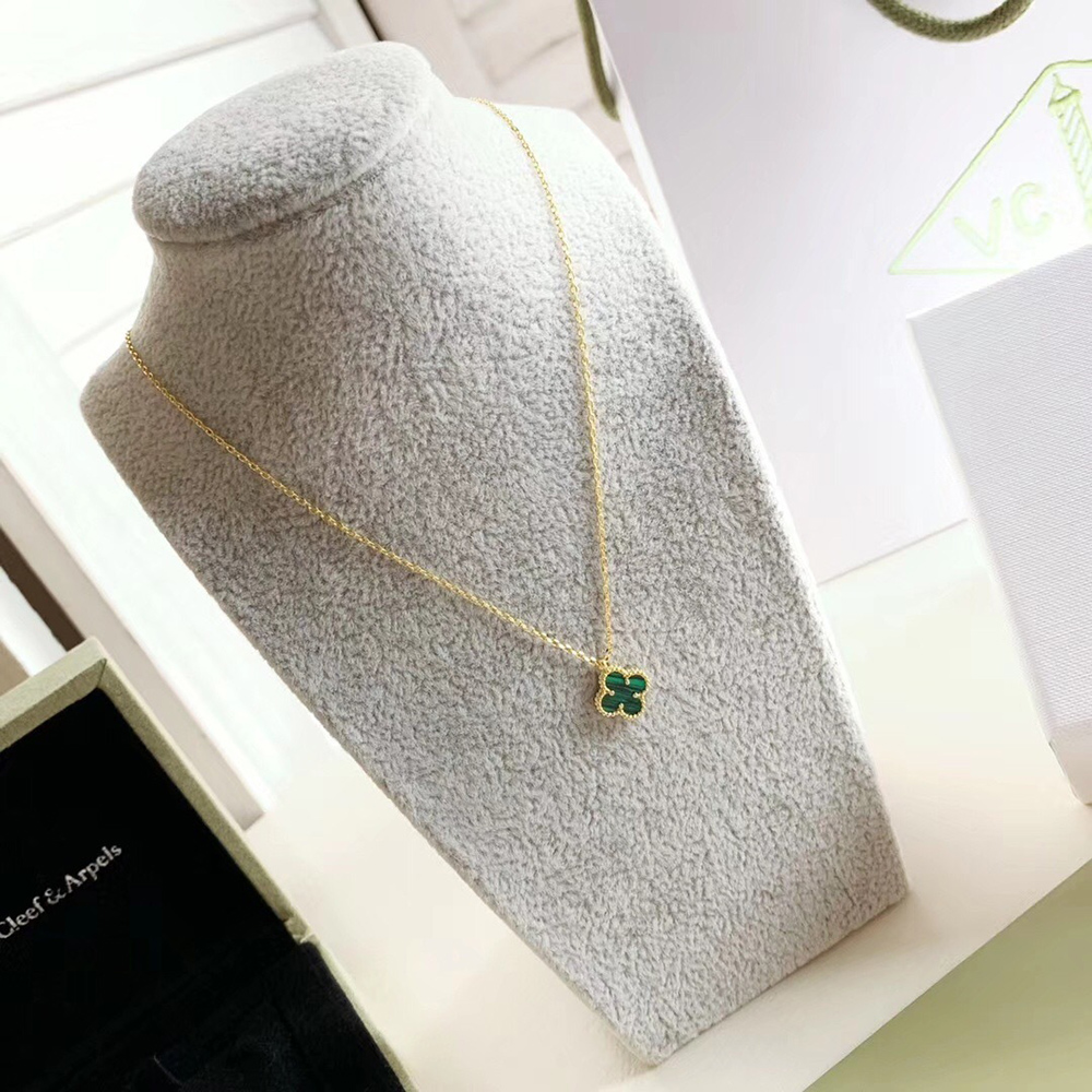 Van Cleef & Arpels Jewelry Necklaces DF605985