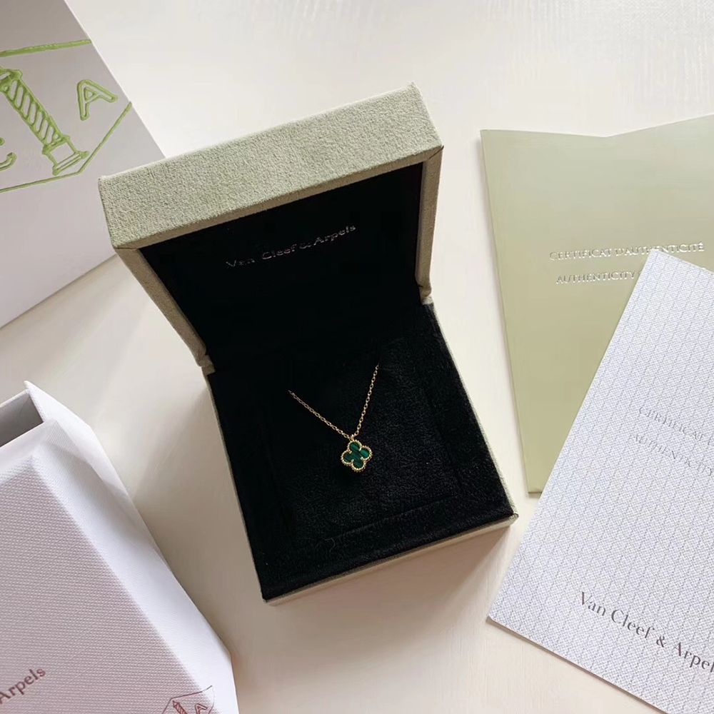 Van Cleef & Arpels Jewelry Necklaces DF605985