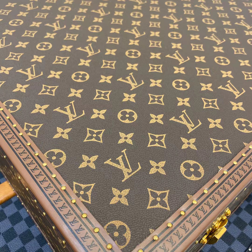 Louis Vuitton Bags M21325