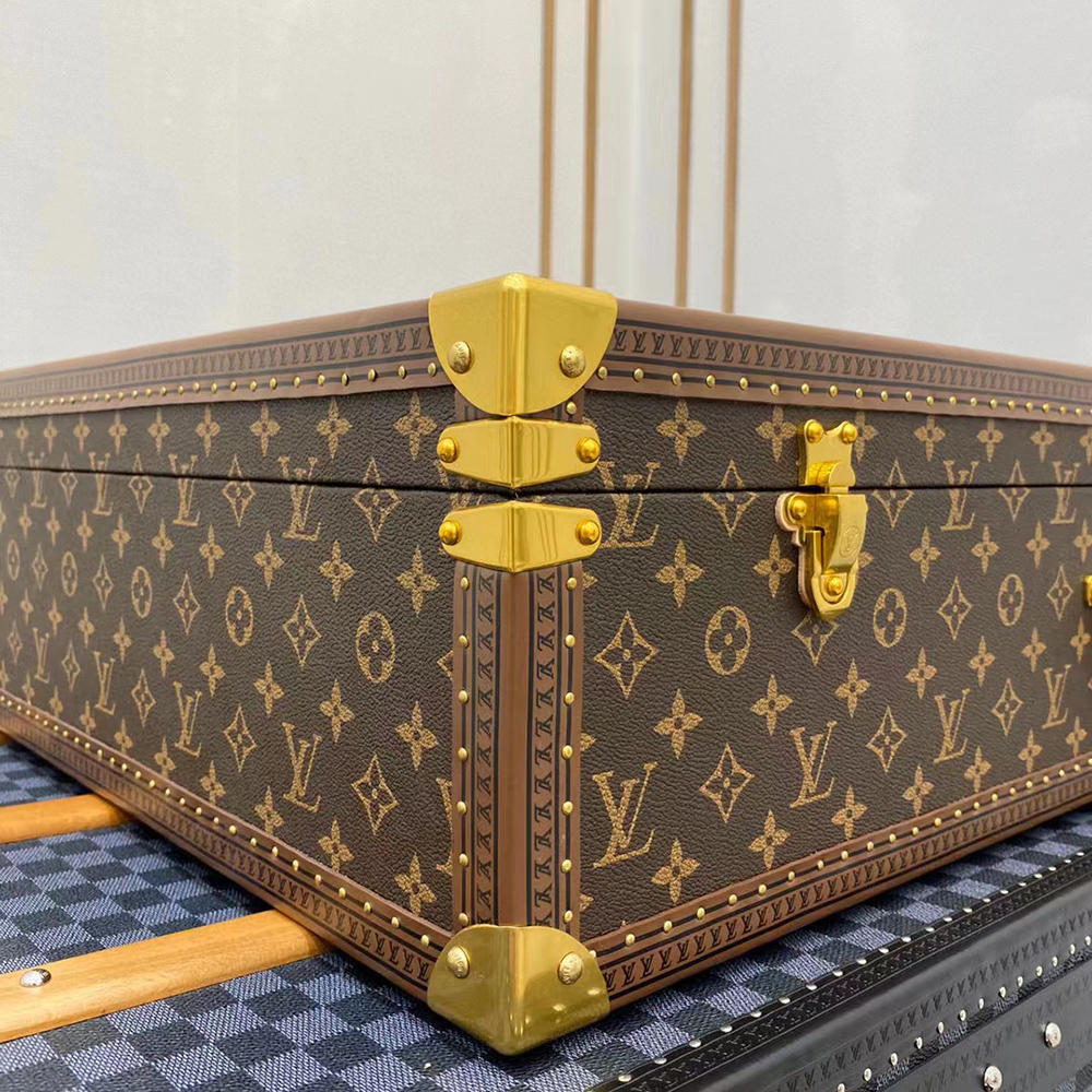 Louis Vuitton Bags M21325
