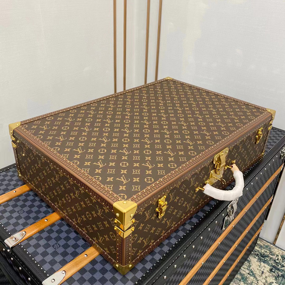 Louis Vuitton Bags M21325