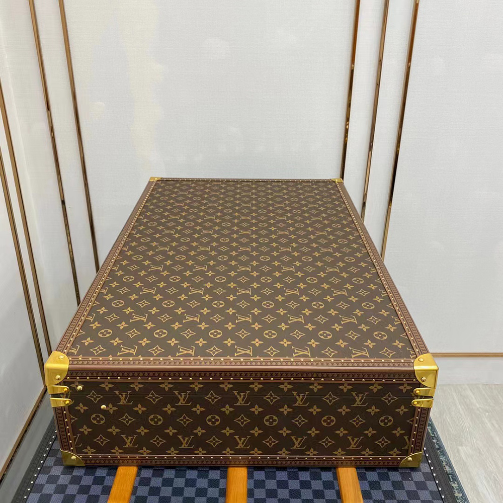 Louis Vuitton Bags M21325