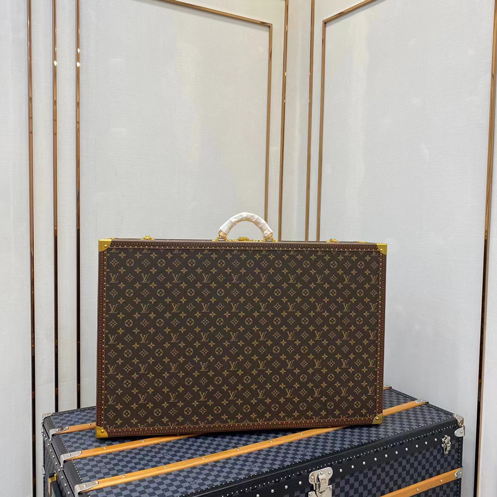 Louis Vuitton Bags M21325
