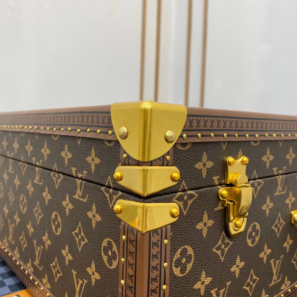 Louis Vuitton Bags M21325