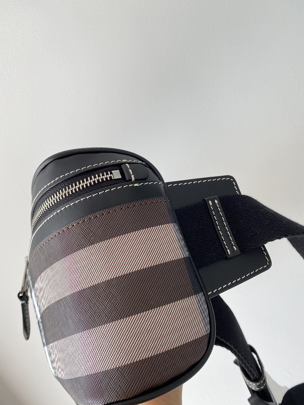 Burberry Bags 450678 25*7*14cm