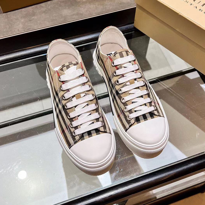 BURBERRY Jack Sneakers
