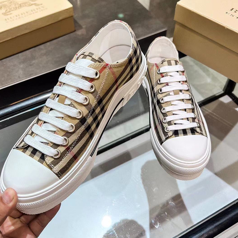 BURBERRY Jack Sneakers