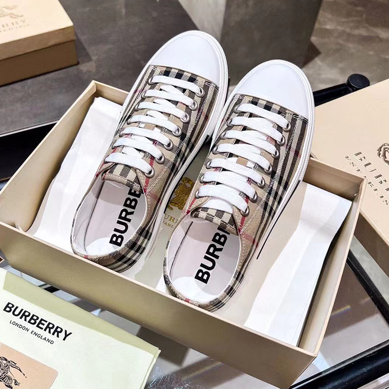 BURBERRY Jack Sneakers