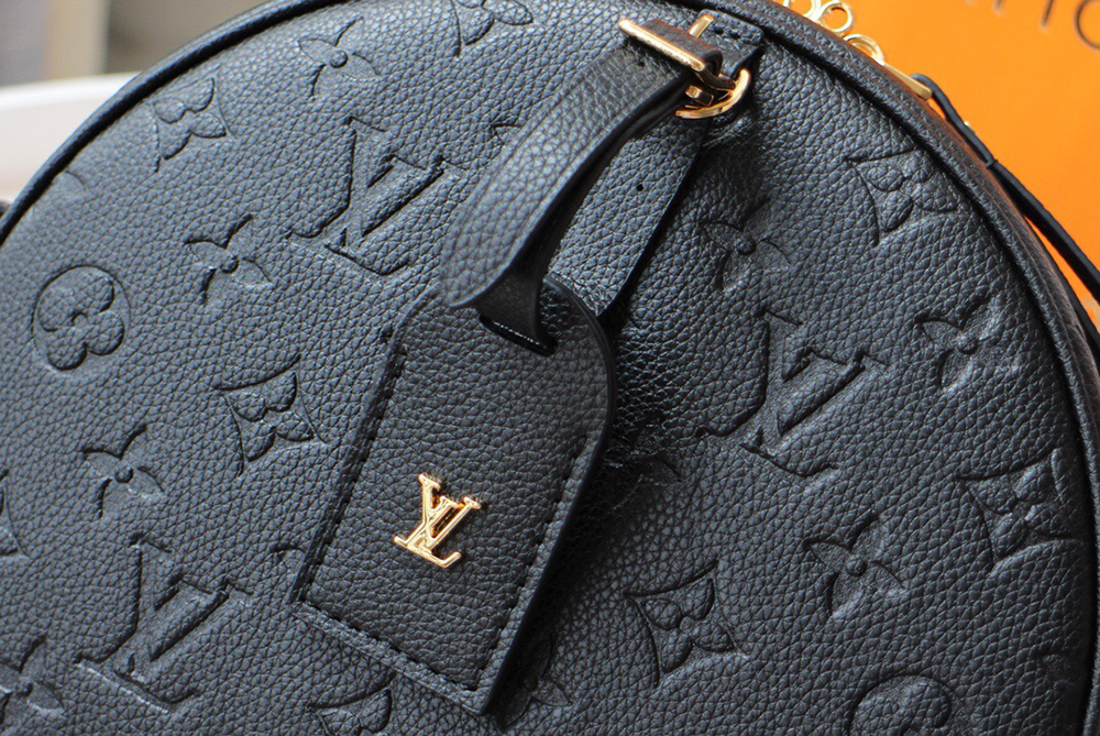 Louis Vuitton Bags M45167 20*22.5*8cm