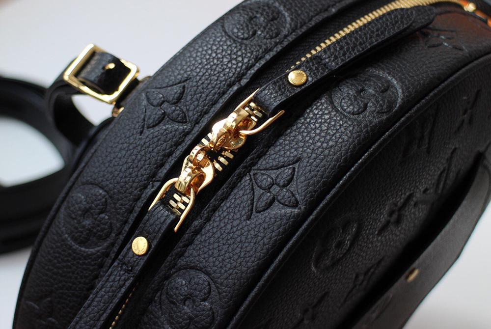 Louis Vuitton Bags M45167 20*22.5*8cm
