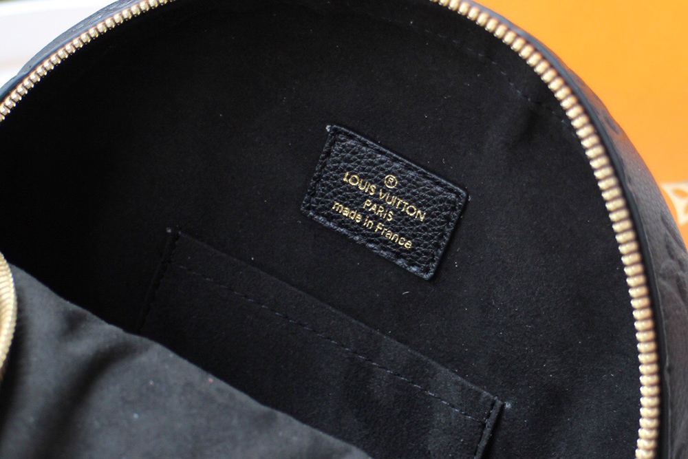 Louis Vuitton Bags M45167 20*22.5*8cm