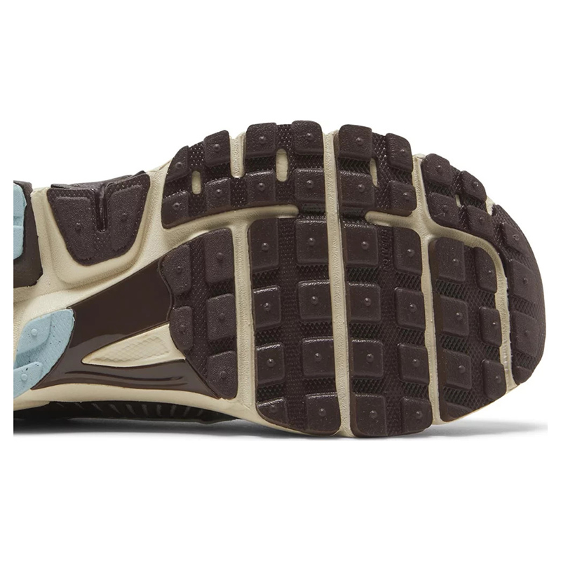 Zoom Vomero 5 'Earth Fossil'