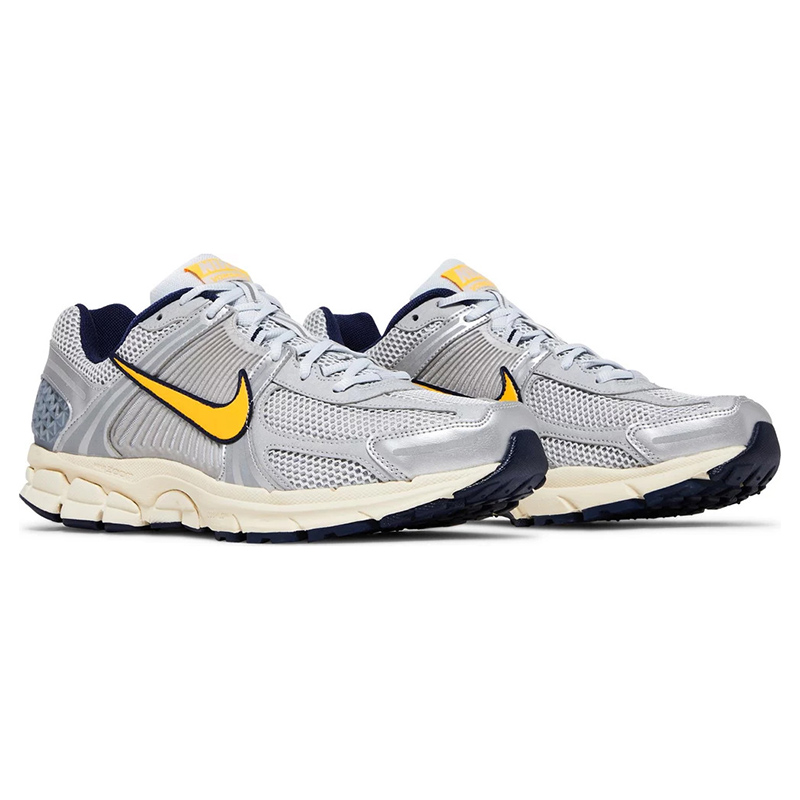 Air Zoom Vomero 5 