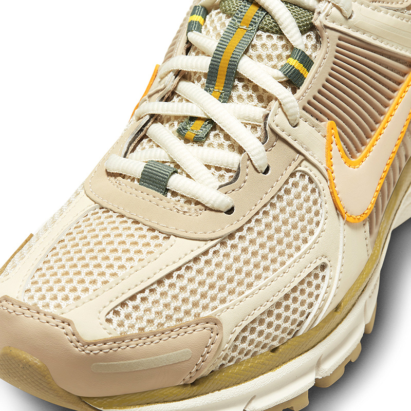 Air Zoom Vomero 5 ''Pale Ivory Oil Green''