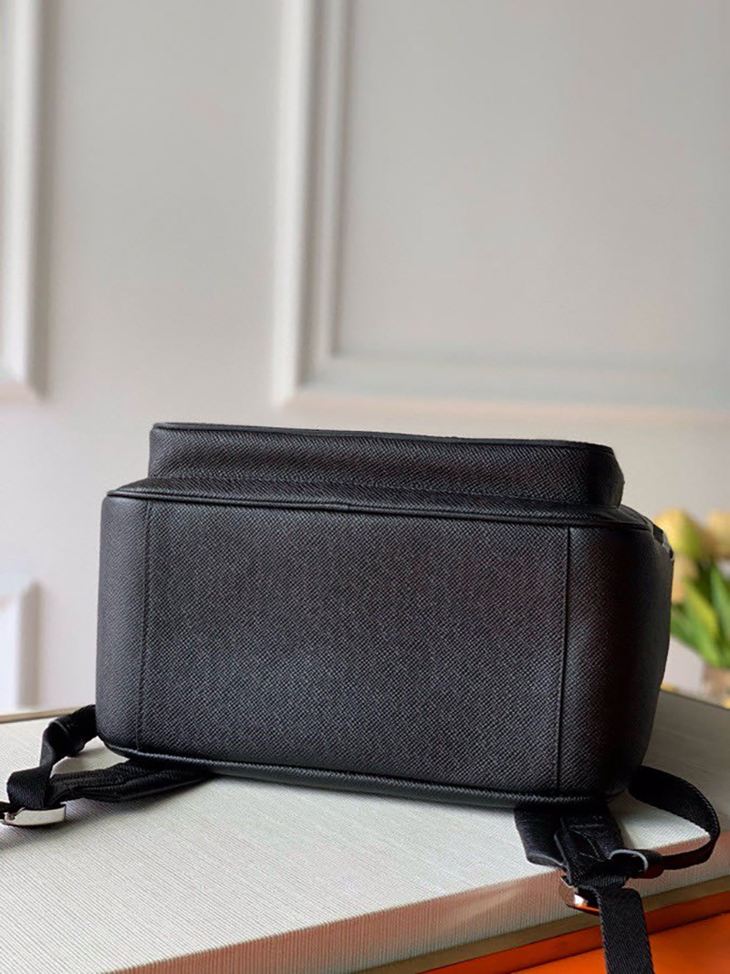 Louis Vuitton Bags M30258 31*44*17.5cm