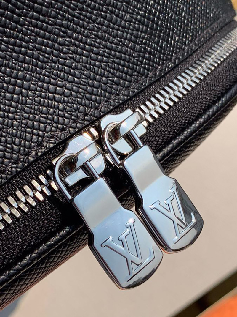 Louis Vuitton Bags M30258 31*44*17.5cm