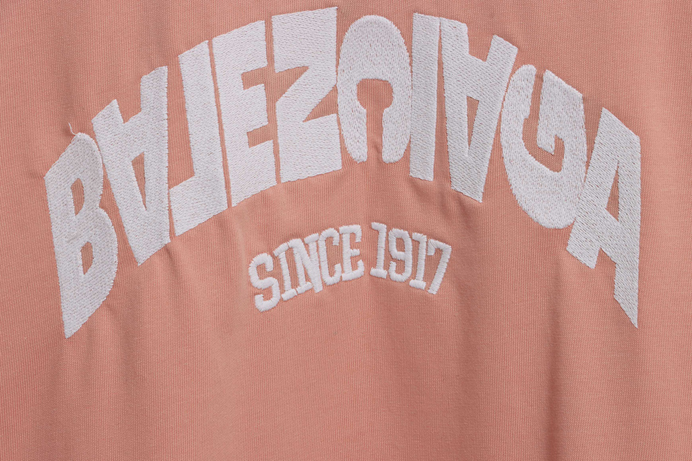 Balenciaga reverse embroidered lettering short sleeves