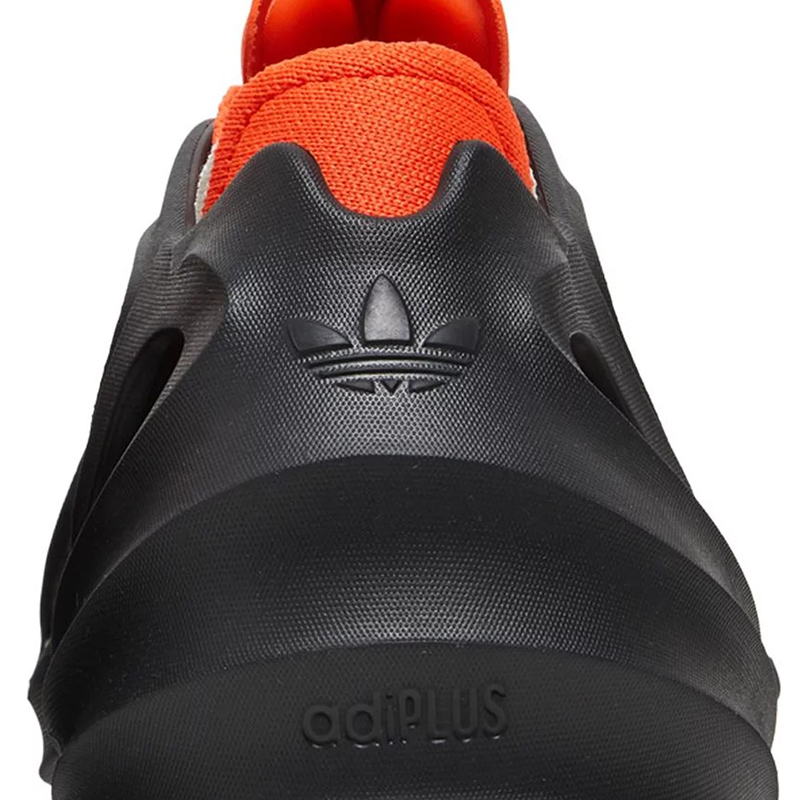 ADIDAS adiFOM Q