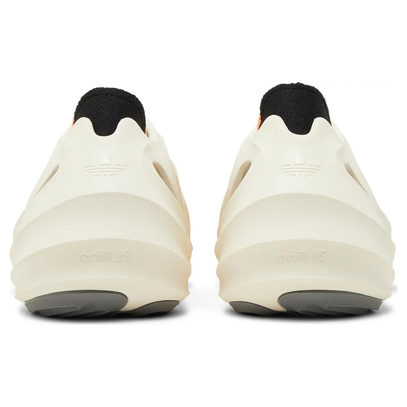 ADIDAS adiFOM Q 