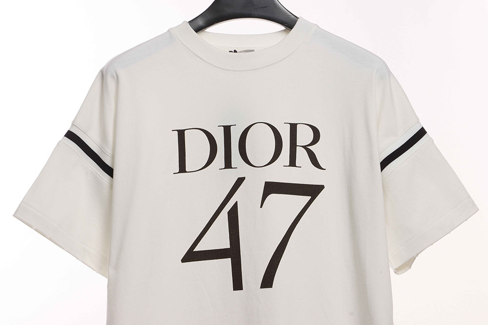 Dior 47 number embroidered short sleeves
