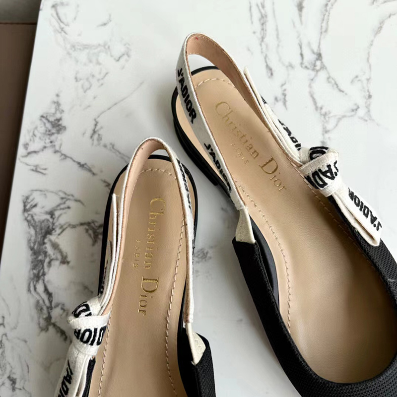 Dior J