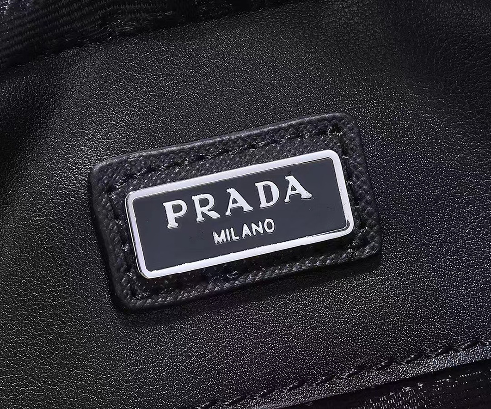 Prada Bags F0002 12.5*19*5.5cm