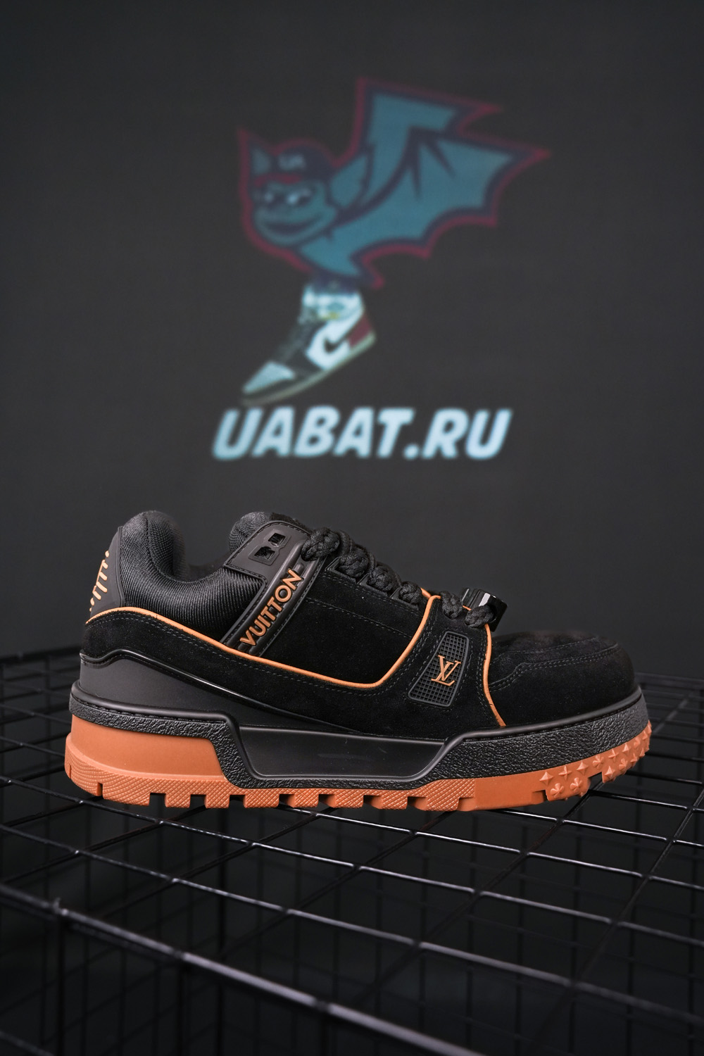 Louis Vuitton Trainer Maxi 1ABM2Y