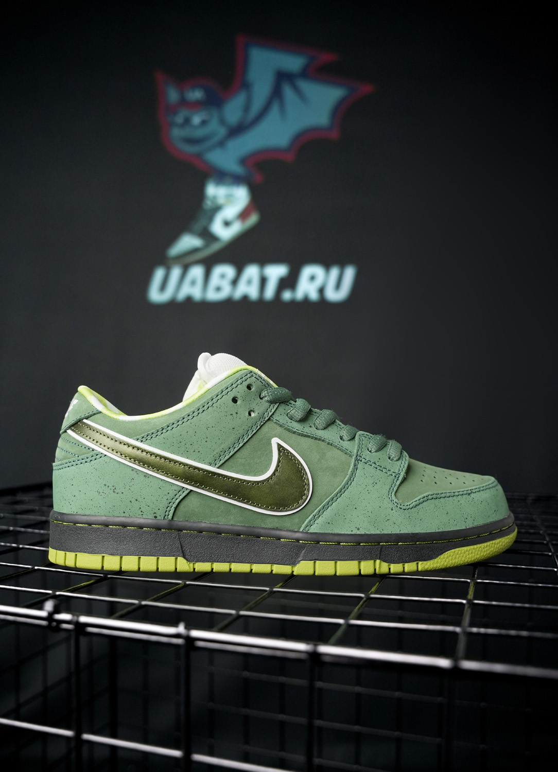 CONCEPTS X DUNK LOW SB ''GREEN LOBSTER''