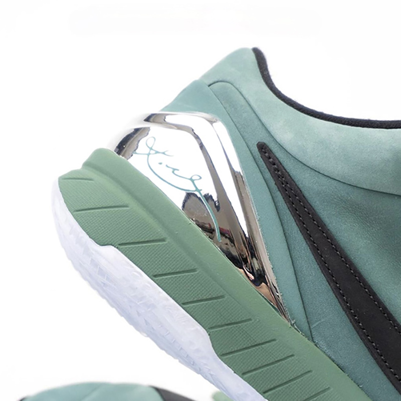 Zoom Kobe 4 Protro