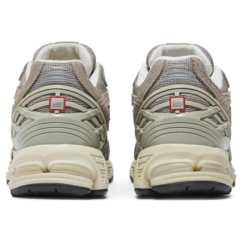 1906R 'Beige Cream'
