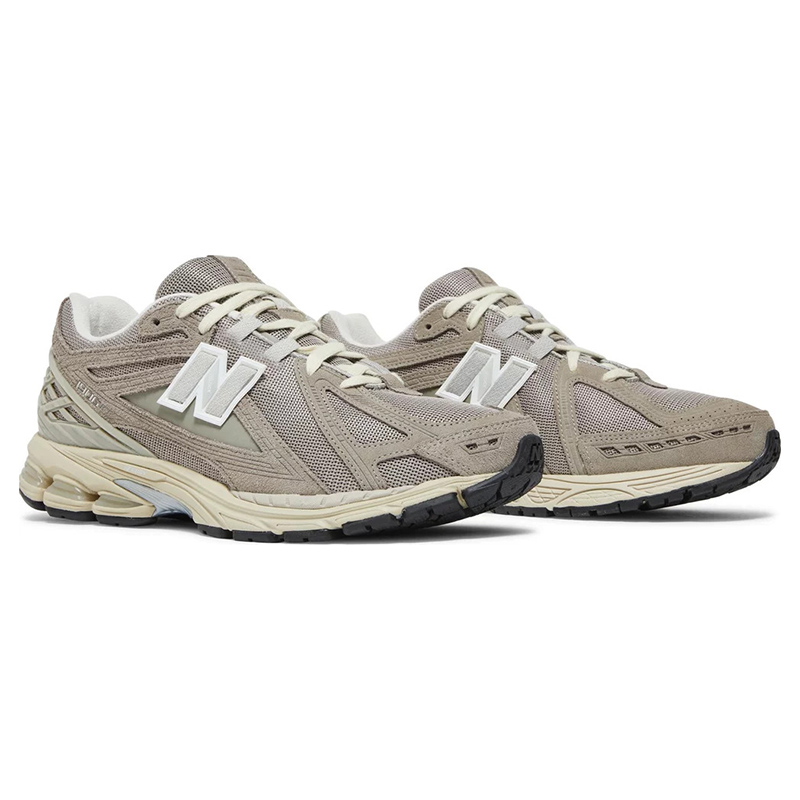 1906R 'Beige Cream'