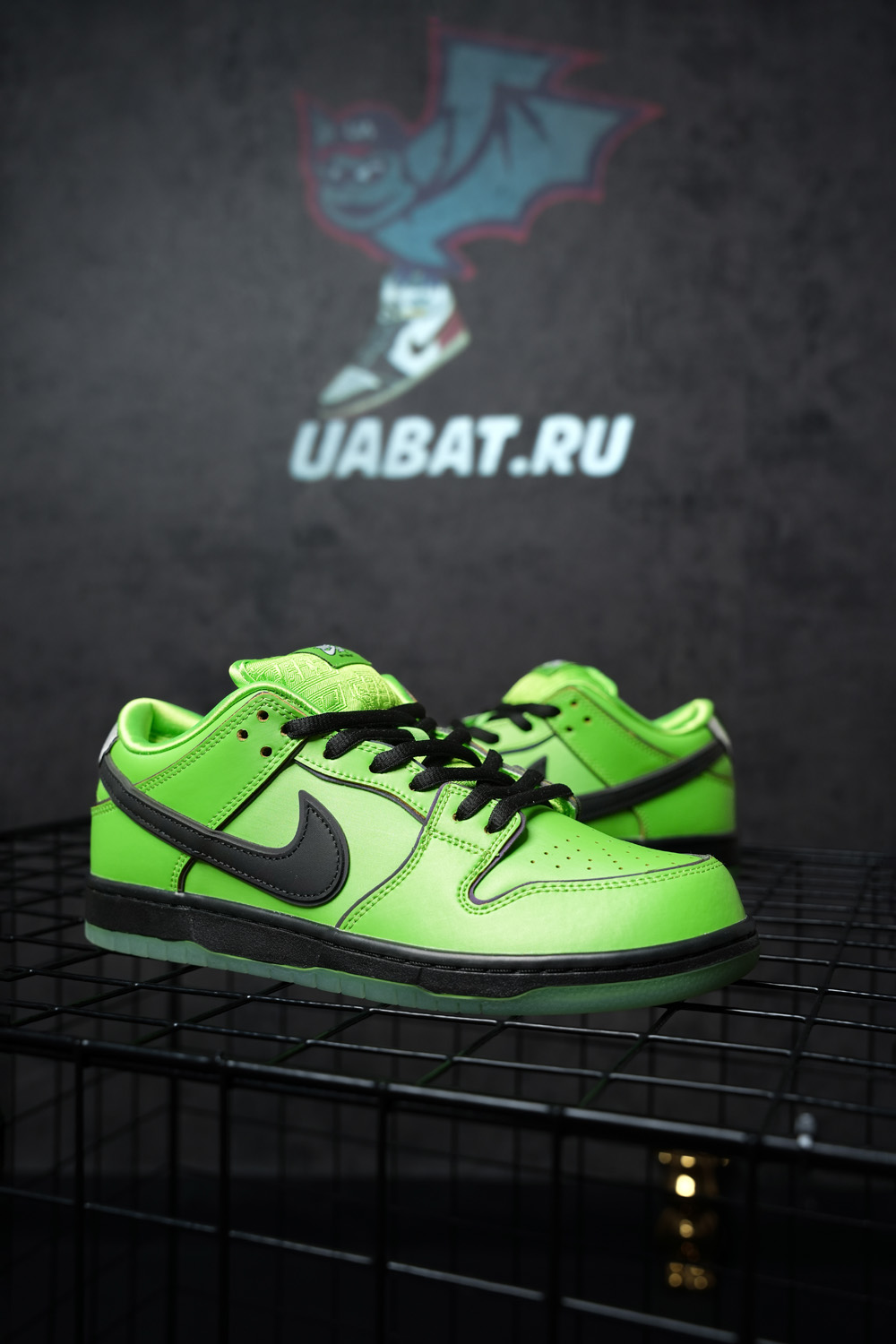 The Powerpuff Girls x Dunk Low Pro SB QS