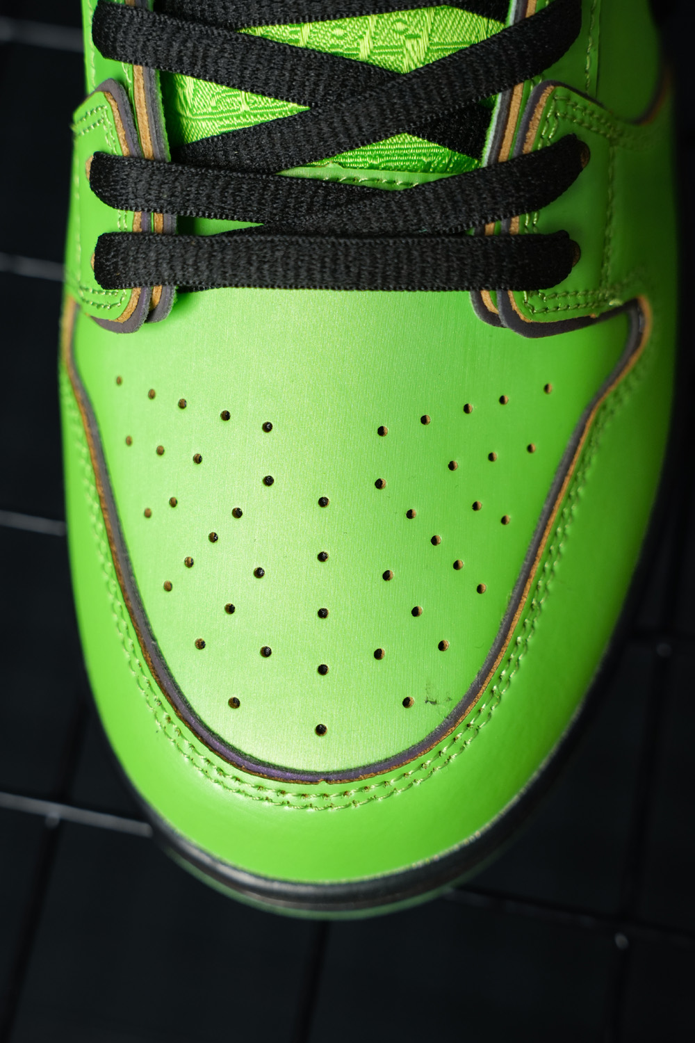The Powerpuff Girls x Dunk Low Pro SB QS