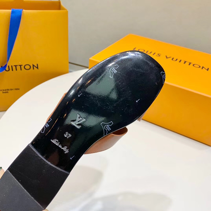 Louis Vuitton Isola Flat Mule
