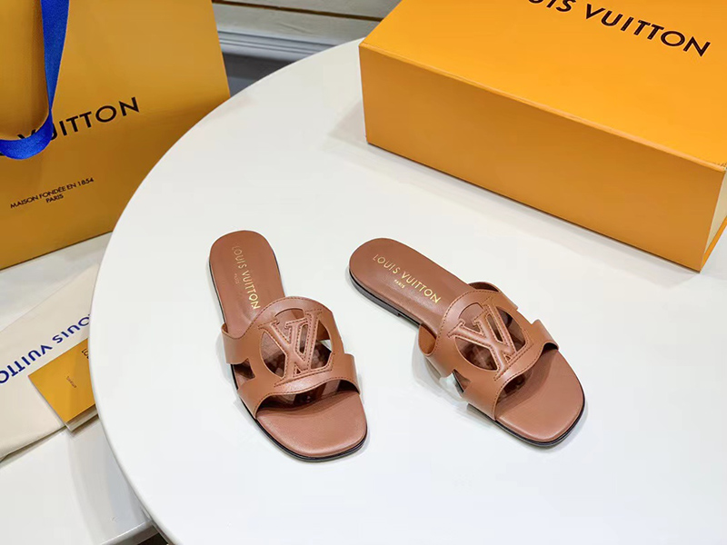 Louis Vuitton Isola Flat Mule