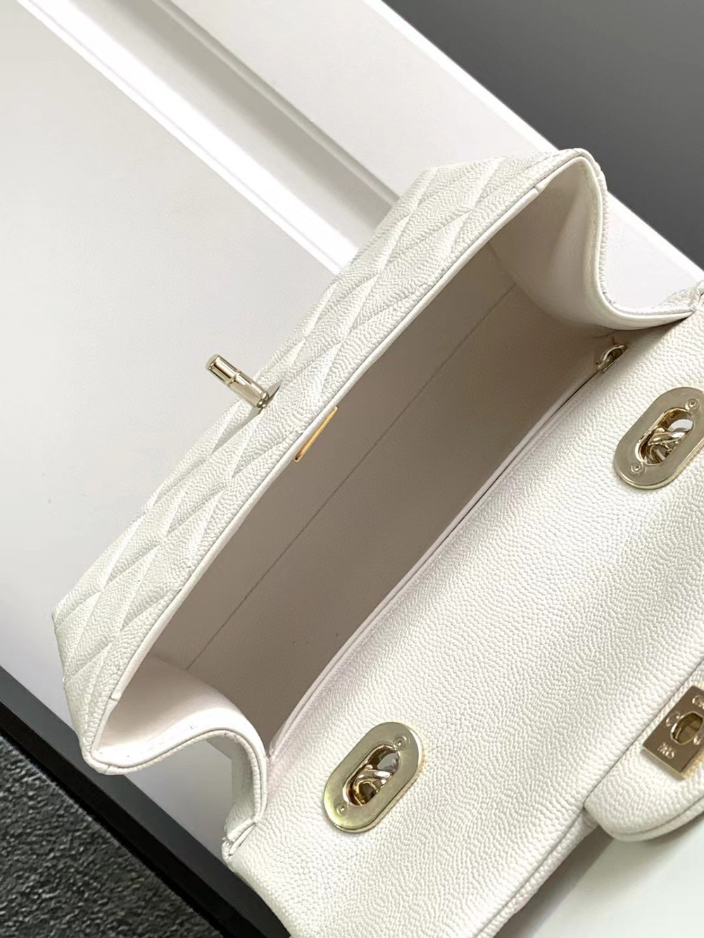 Chanel Bags CN60042