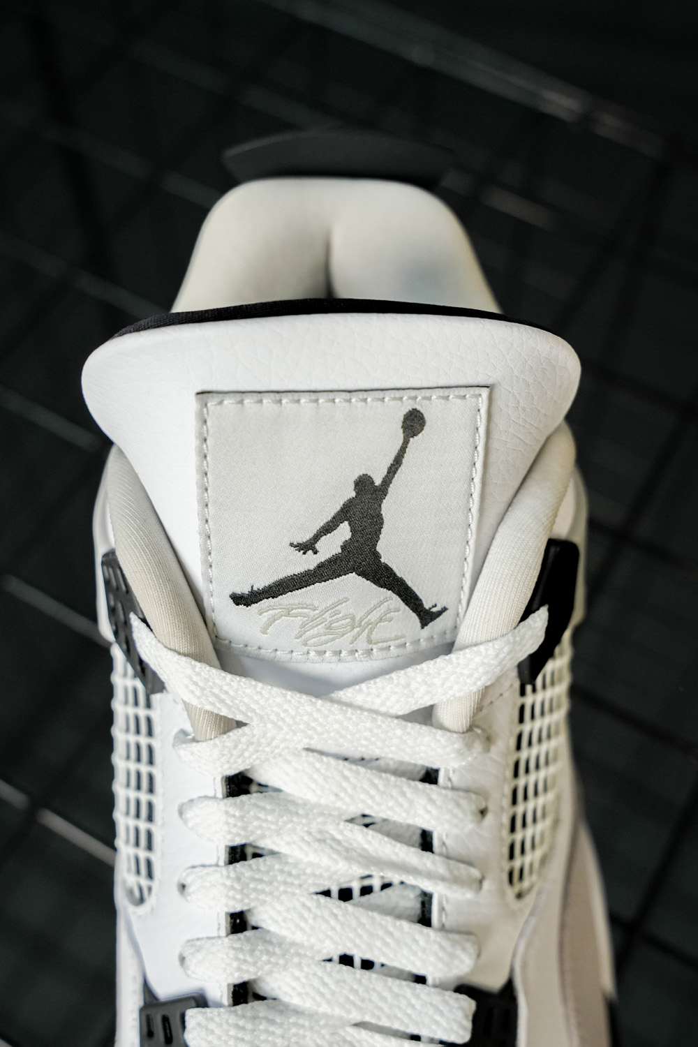 AIR JORDAN 4 RETRO ''MILITARY BLACK''