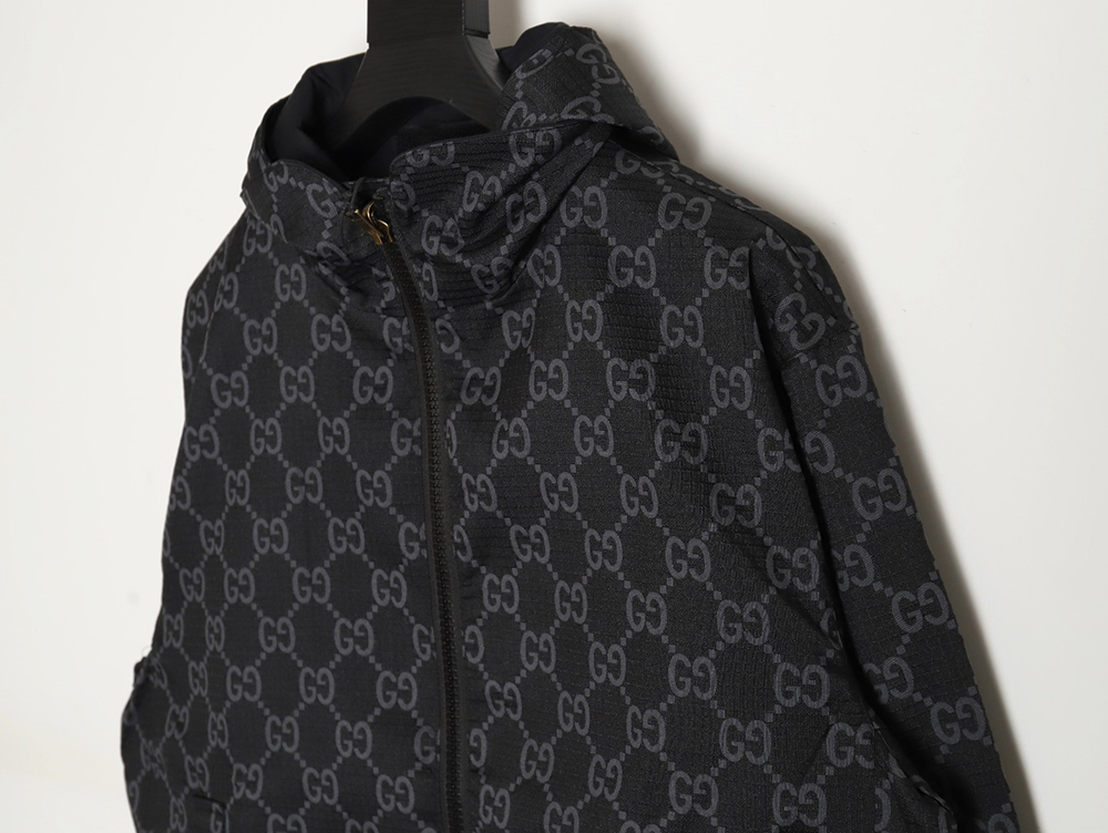 Gucci reversible presbyopic dragon plaid jacket